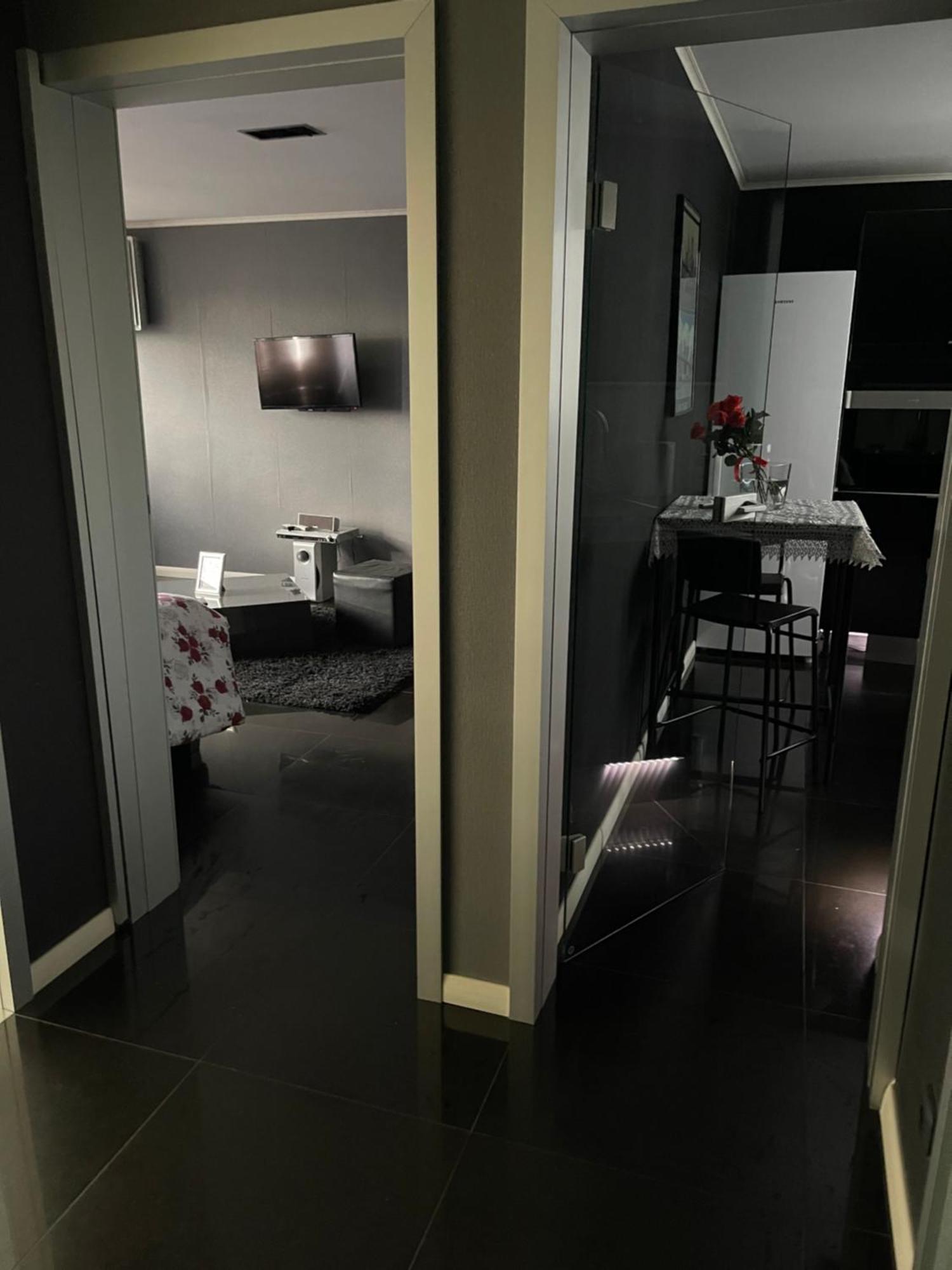 Black Apartament Nr1 Бухарест Екстер'єр фото