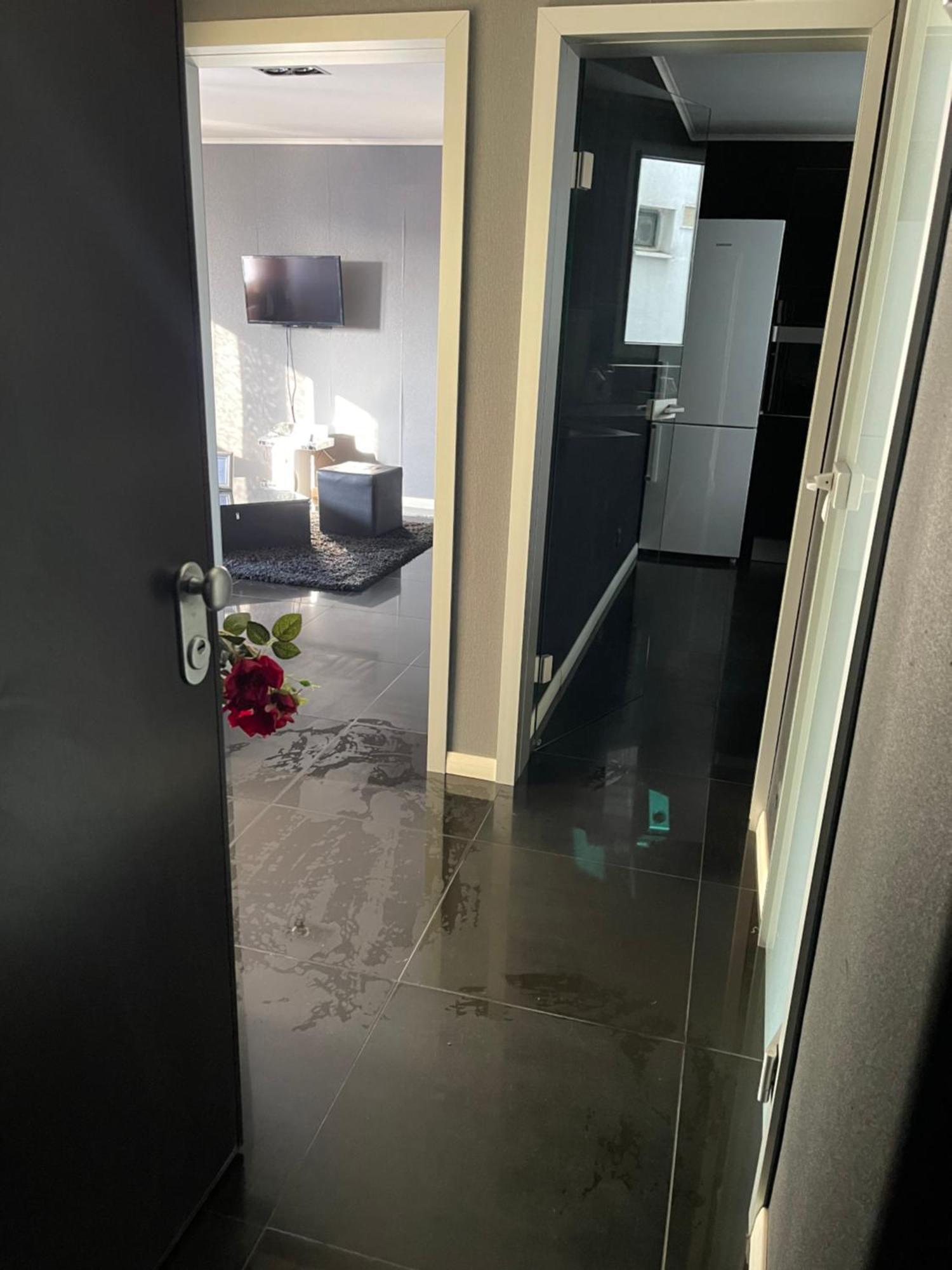 Black Apartament Nr1 Бухарест Екстер'єр фото
