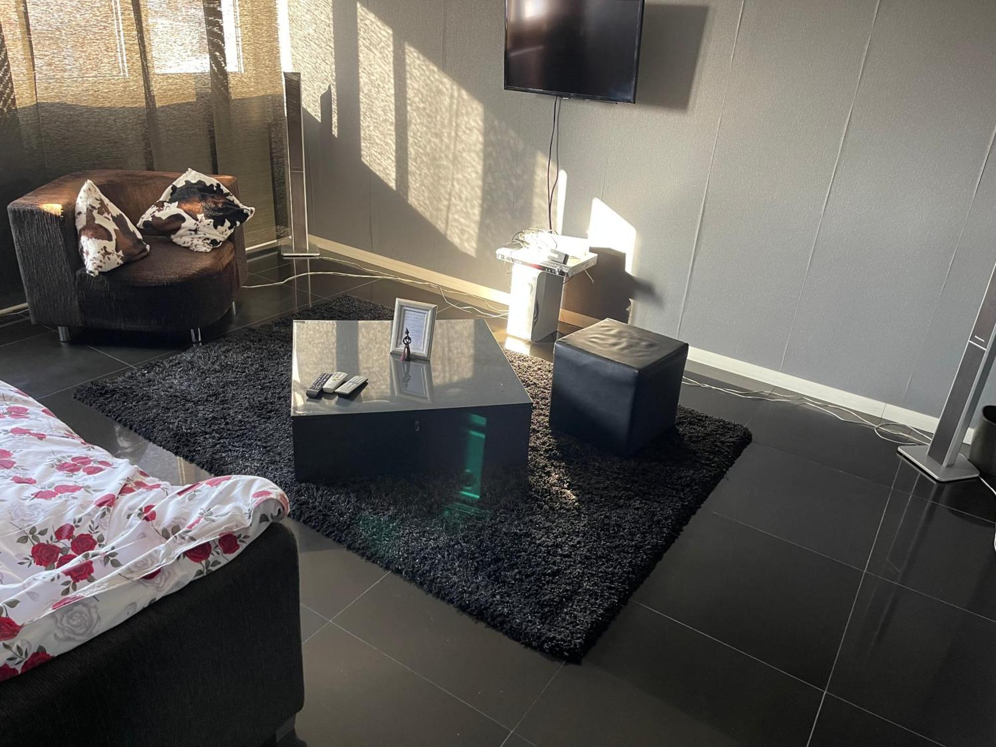 Black Apartament Nr1 Бухарест Екстер'єр фото